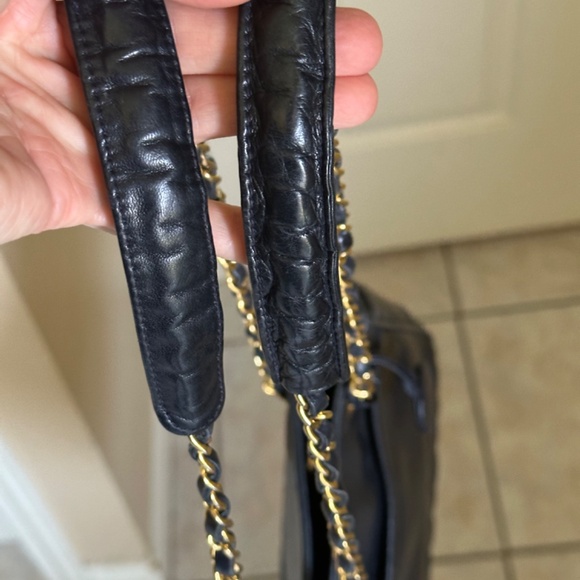 Chanel shoulder purse - Picture 3 of 11